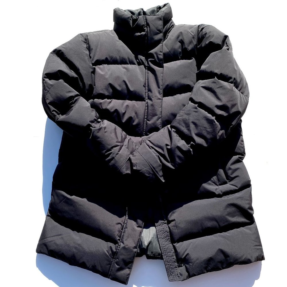 Helly Hansen “Aspire” puffer parka, down alternative fill, size Medium, EUC.